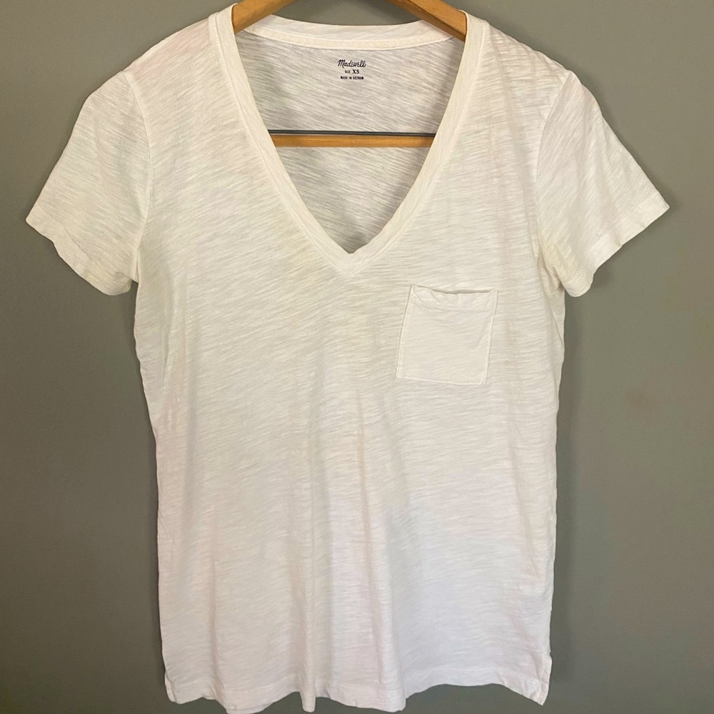 Madewell v-neck t-shirt